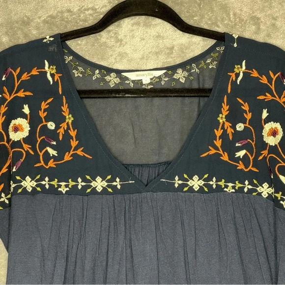 Amaryllis Large Shirt Top Navy Blue Floral Cap Short Sleeve V Neck Semi Sheer - Picture 4 of 7